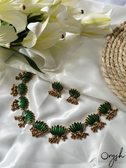 Lotus Big Charm Necklace - 181