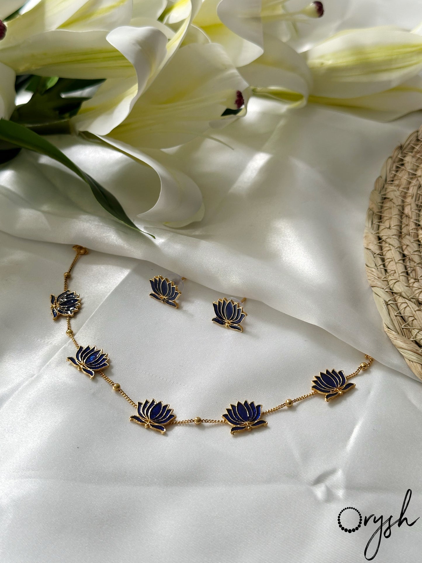 Budget Lotus Charm Necklace - 182
