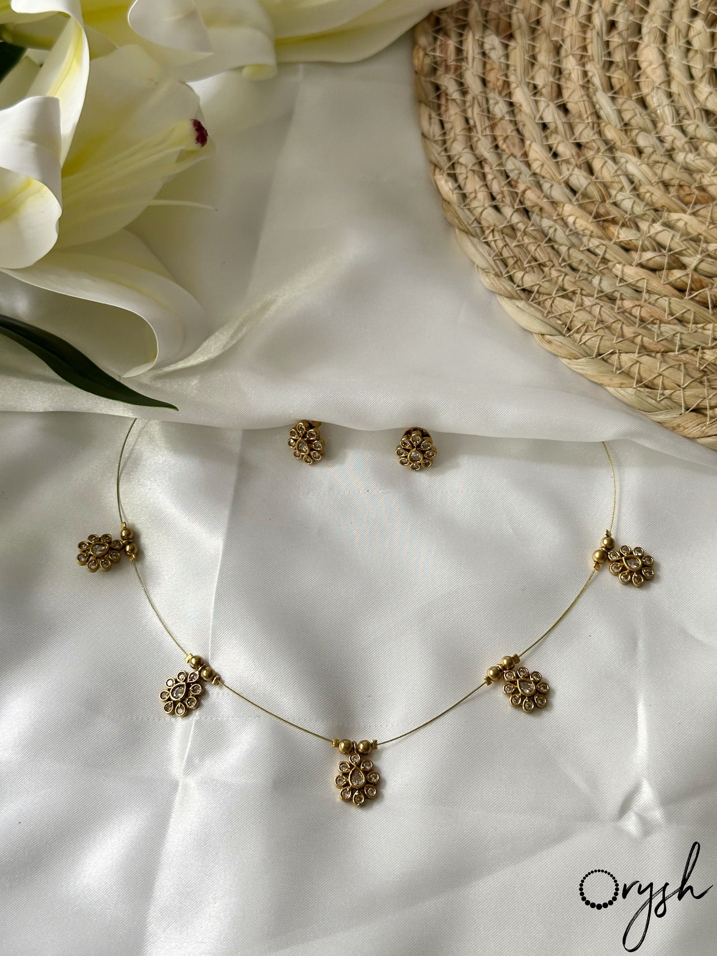 Invisble Flower Charm Necklace - 179