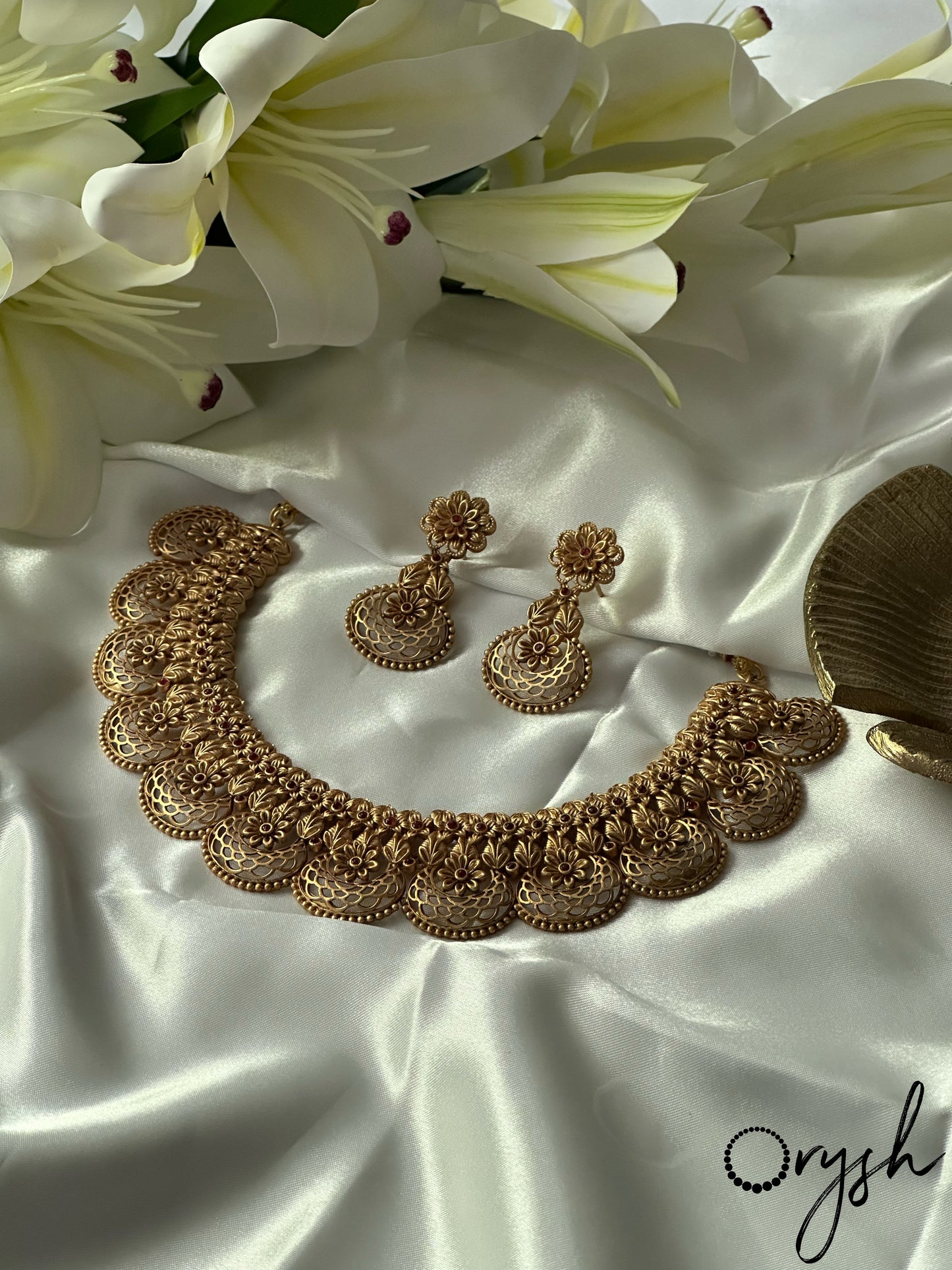 Floral Antique Necklace- 134